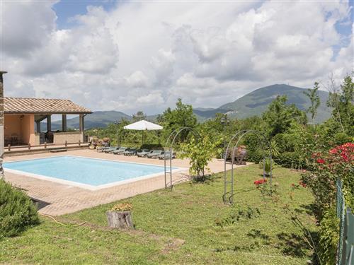 Holiday home - 6 persons -  - Casperia - 02041