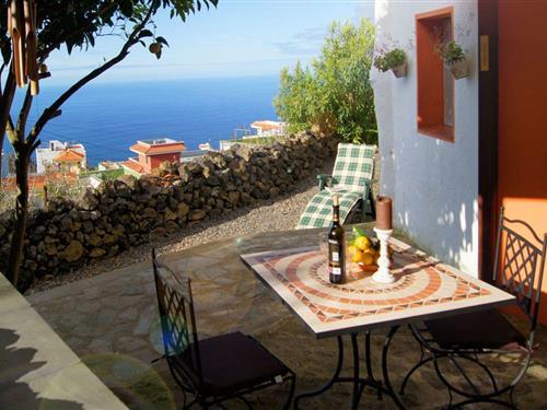 Holiday Home/Apartment - 2 persons -  - Calle Lomo Leon - 38459 - Genovés