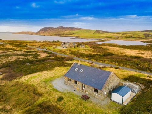Holiday home - 7 persons -  - H71 ND39 - Cleggan
