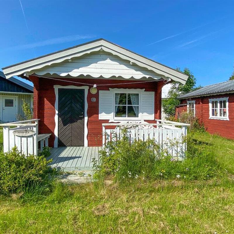 Sommerhus - 2 personer -  - Holmvägen 11 nr. - Hälludden/Byxelkrok - 387 75 - Byxelkrok