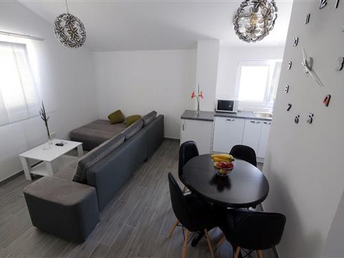 Feriehus / leilighet - 4 personer -  - 23000 - Zadar