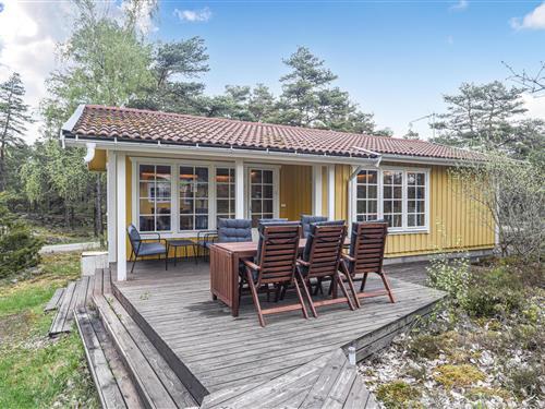 Holiday Home/Apartment - 6 persons -  - Rävö - 452 95 - Strömstad