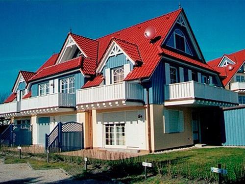 Holiday Home/Apartment - 4 persons -  - Fritz-Reuter-Str. - 18374 - Zingst