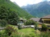 Image 20 - Outside