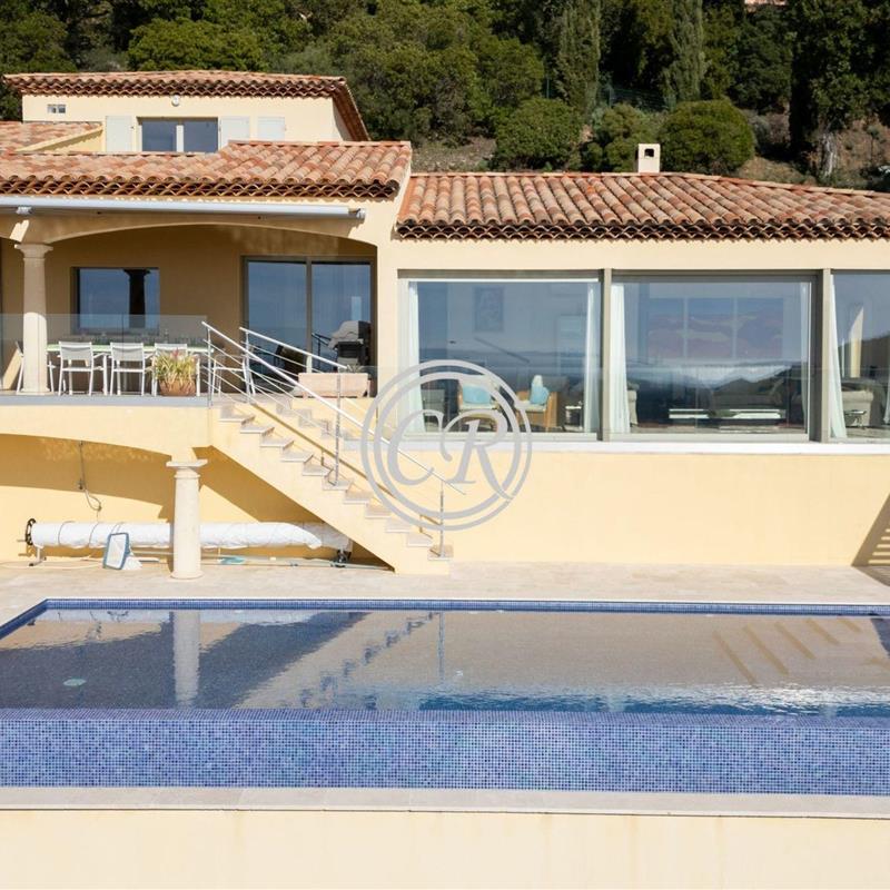 Sommerhus - 9 personer -  - La Londe Les Maures - 83250