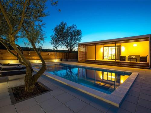 Sommerhus - 4 personer -  - 23207 - Donje Raštane