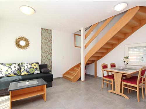 Holiday apartment - 4 persons -  - Zdenke Cermakove - 51523 - Baška