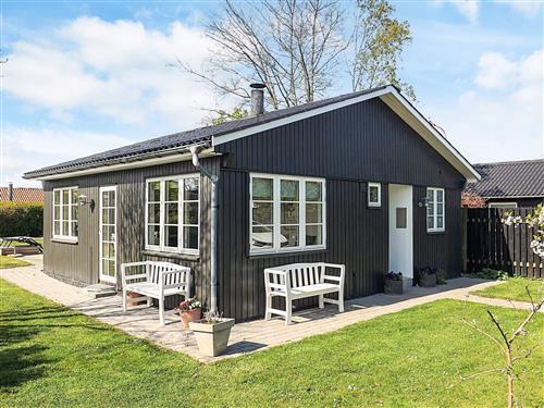 Sommerhus - 6 personer -  - fyrrevænget - 4760 - Vordingborg