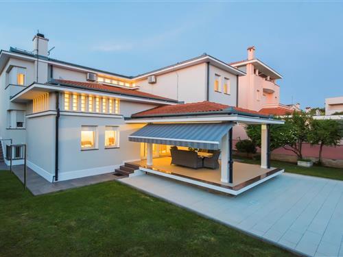 Villa - 8 personer -  - 23000 - Zadar