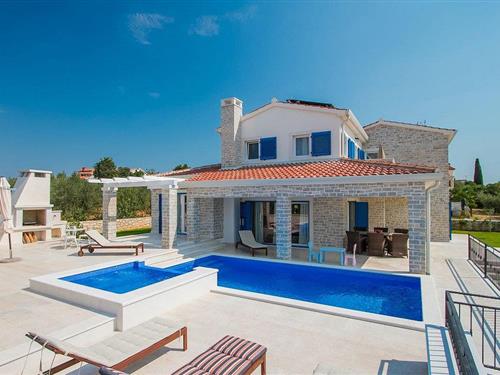 Holiday home - 8 persons -  - Istarska - Porec-Tar - 52440 - Porec