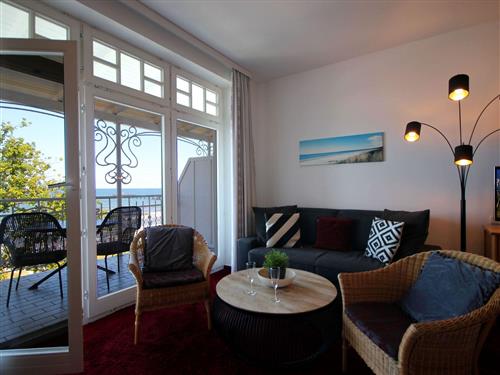 Holiday Home/Apartment - 4 persons -  - Strandpromenade - 18609 - Binz