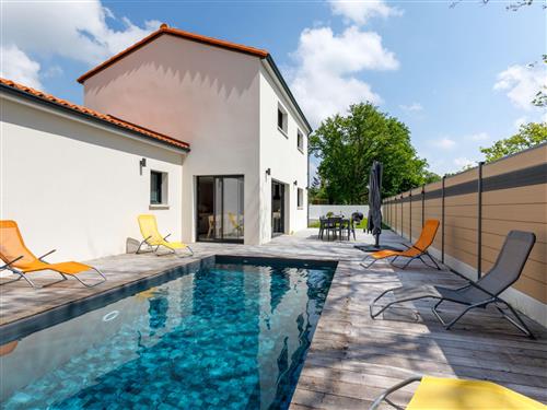 Holiday home - 8 persons -  - La Bernerie-En Retz - 44760