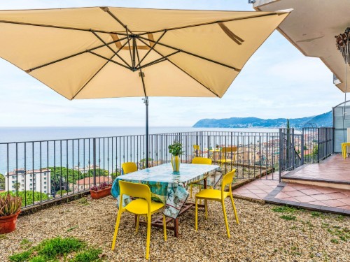 Holiday apartment - 6 persons -  - 17021 - Alassio