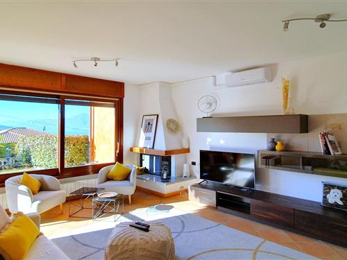 Sommerhus - 4 personer -  - 21010 - Luino