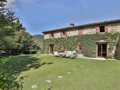 Holiday Home/Apartment - 14 persons -  - 52036 - Pieve Santo Stefano