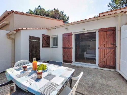 Holiday home - 4 persons -  - 17570 - Les Mathes