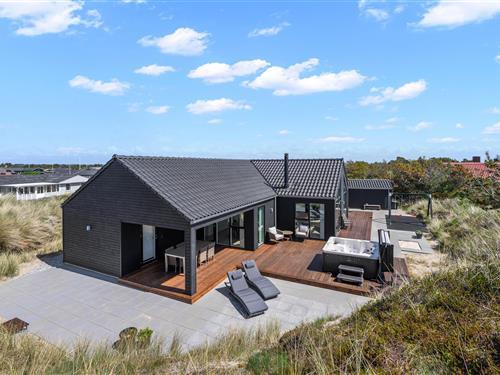 Sommerhus - 6 personer -  - Hjelmevej - Søndervig - 6950 - Ringkøbing