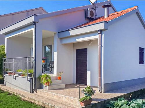 Fritidshus - 5 personer -  - Metova - Trogir-Kastel Novi - 21217 - Kastel Novi