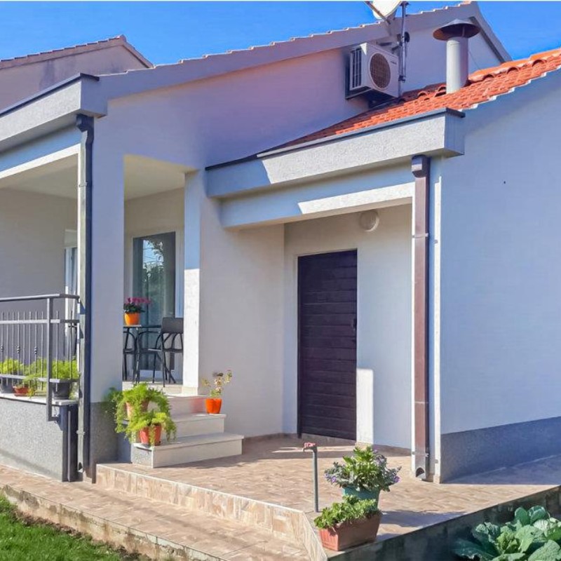 Sommerhus - 5 personer -  - Metova - Trogir-Kastel Novi - 21217 - Kastel Novi