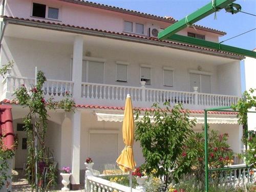 Holiday Home/Apartment - 6 persons -  - Palit - 51280 - Palit,Rab