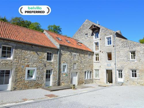 Kvarn - 36 personer -  - 5537 - Denée