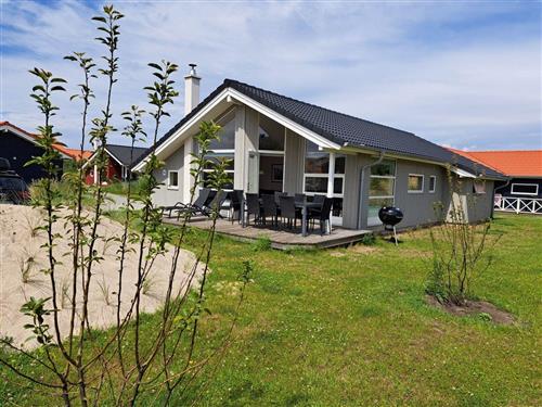 Holiday Home/Apartment - 8 persons -  - Strandstraße - 23775 - Großenbrode