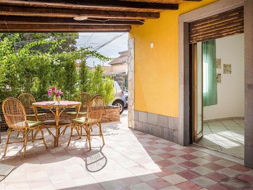 Holiday Home/Apartment - 10 persons -  - 96011 - Agnone