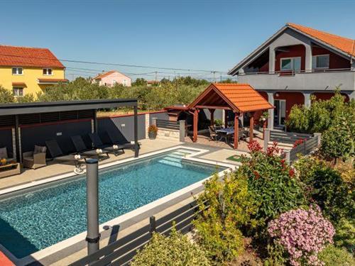Holiday home - 7 persons -  - 23420 - Šopot