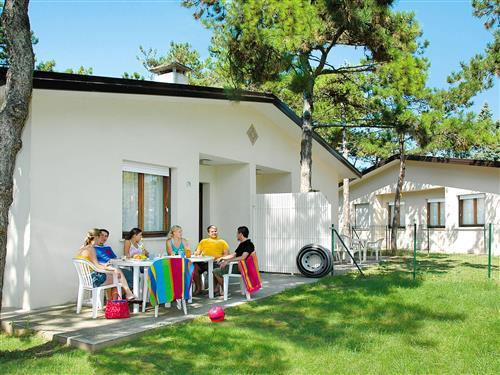 Sommerhus - 6 personer -  - Lignano Pineta - 33054