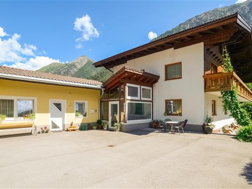 Ferienwohnung - 25 Personen -  - Nr. - Holzgau/Lechtal - 6654 - Holzgau